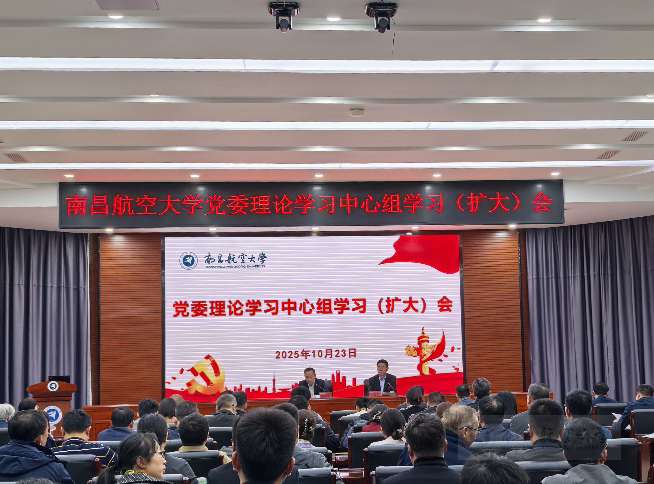 4834294a96f627342efff3fc051ad6fe